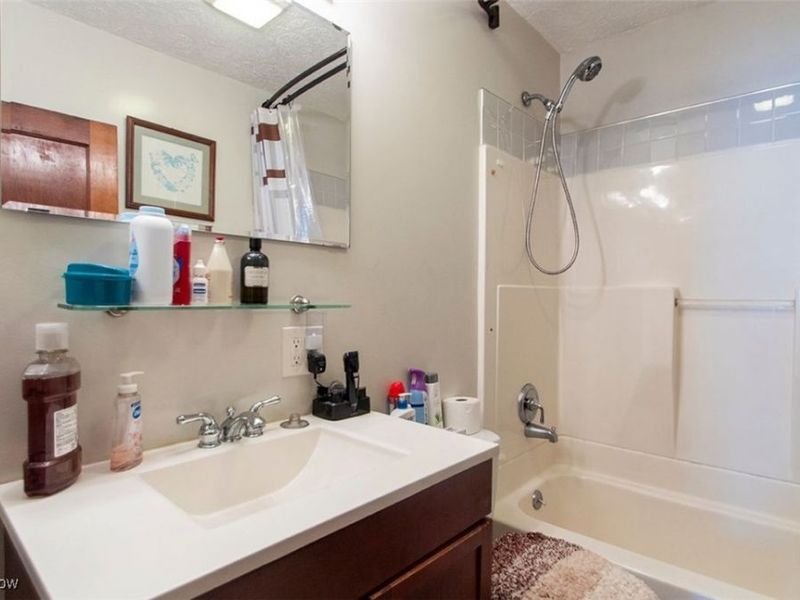 1109 Bell Avenue, Elyria, OH 44035 Photo 14