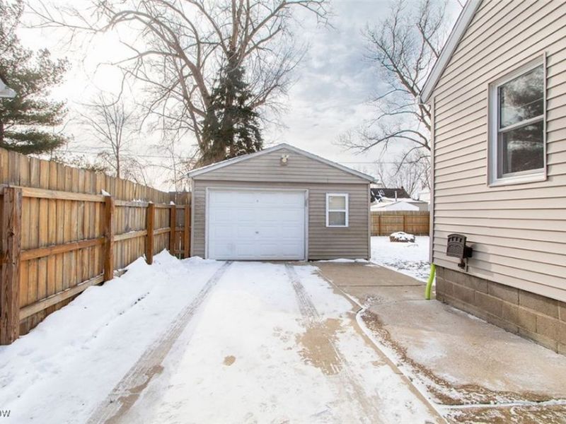 1109 Bell Avenue, Elyria, OH 44035 Photo 24