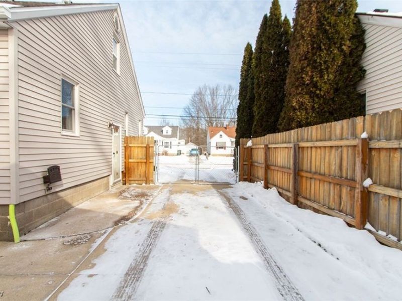 1109 Bell Avenue, Elyria, OH 44035 Photo 29