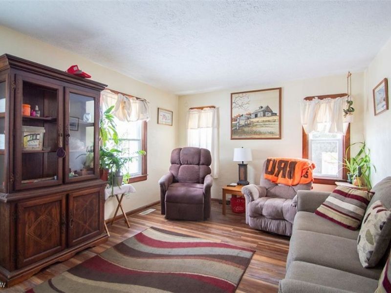 1109 Bell Avenue, Elyria, OH 44035 Photo 5