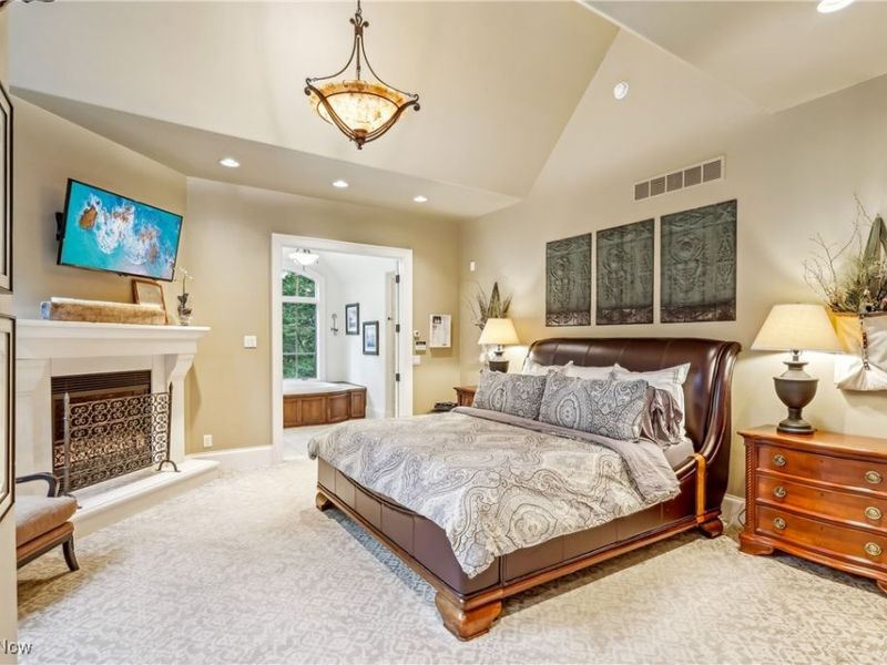 2926 Yellow Creek Road, Bath, OH 44333 Photo 13