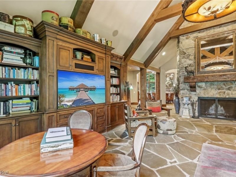 2926 Yellow Creek Road, Bath, OH 44333 Photo 6