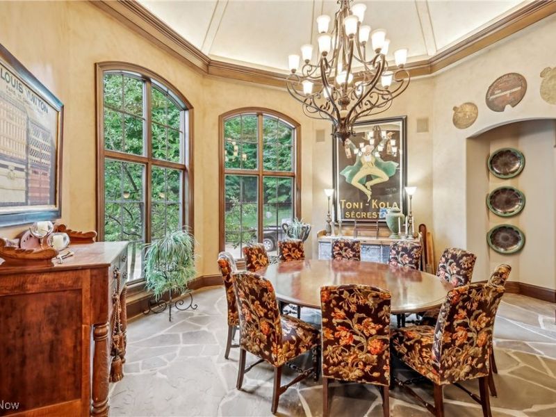 2926 Yellow Creek Road, Bath, OH 44333 Photo 9