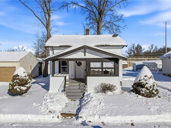 345 E Indiana Avenue, Sebring, OH 44672