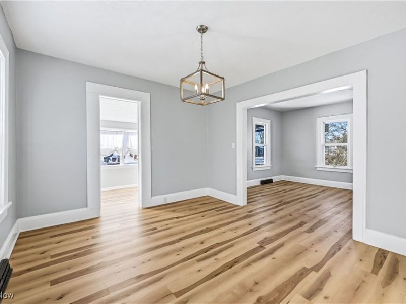 345 E Indiana Avenue, Sebring, OH 44672 Photo 10