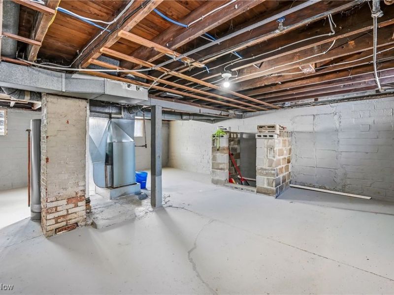 345 E Indiana Avenue, Sebring, OH 44672 Photo 25