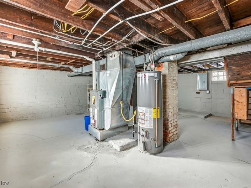 345 E Indiana Avenue, Sebring, OH 44672 Photo 26