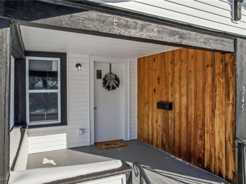 345 E Indiana Avenue, Sebring, OH 44672 Photo 4