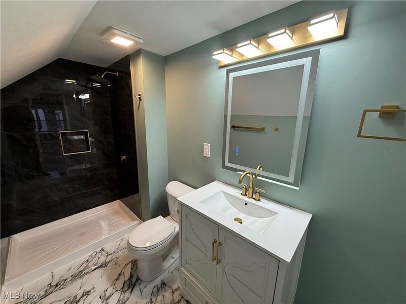 9217 Ansonia Avenue, Brooklyn, OH 44144 Photo 16