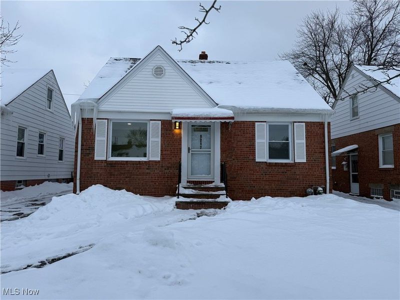 9217 Ansonia Avenue, Brooklyn, OH 44144 Photo 2
