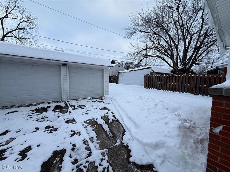 9217 Ansonia Avenue, Brooklyn, OH 44144 Photo 24