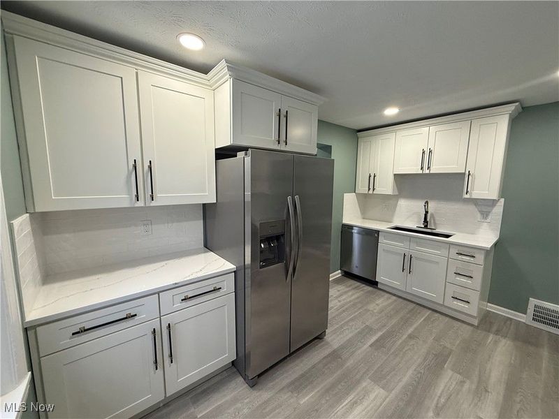 9217 Ansonia Avenue, Brooklyn, OH 44144 Photo 4