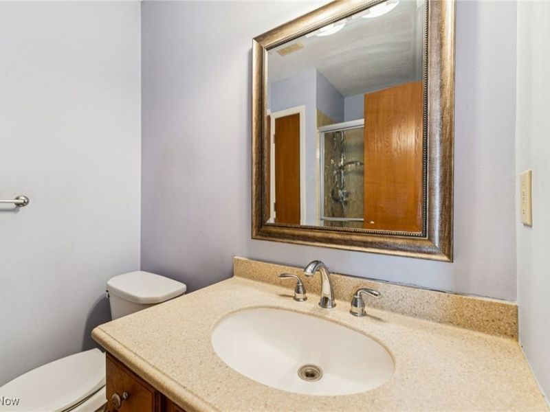 3700 Glenbar Court, Fairview Park, OH 44126 Photo 18