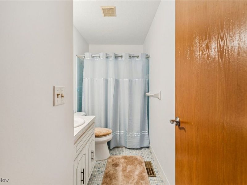 3700 Glenbar Court, Fairview Park, OH 44126 Photo 24