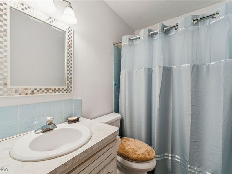 3700 Glenbar Court, Fairview Park, OH 44126 Photo 25