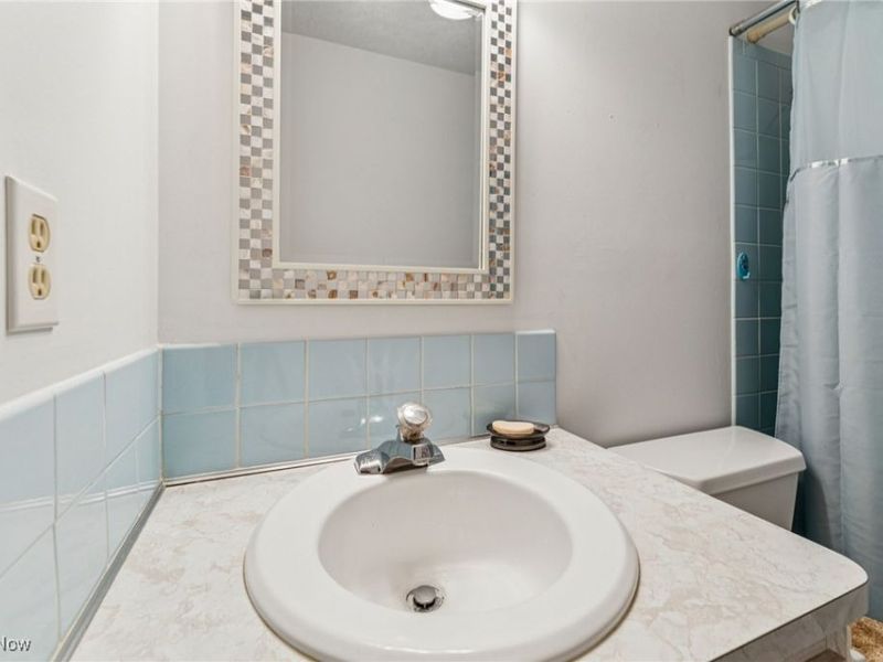 3700 Glenbar Court, Fairview Park, OH 44126 Photo 26