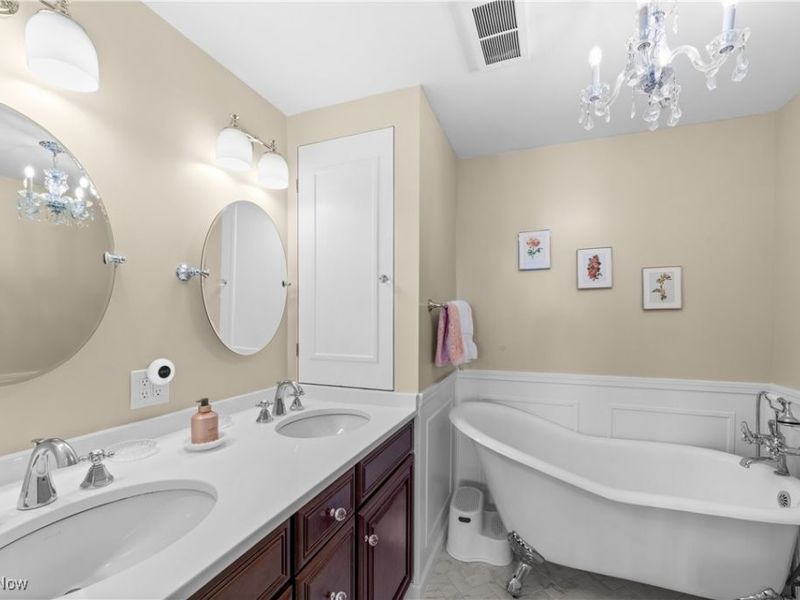 1 Bratenahl Place, Unit 605, Bratenahl, OH 44108 Photo 23