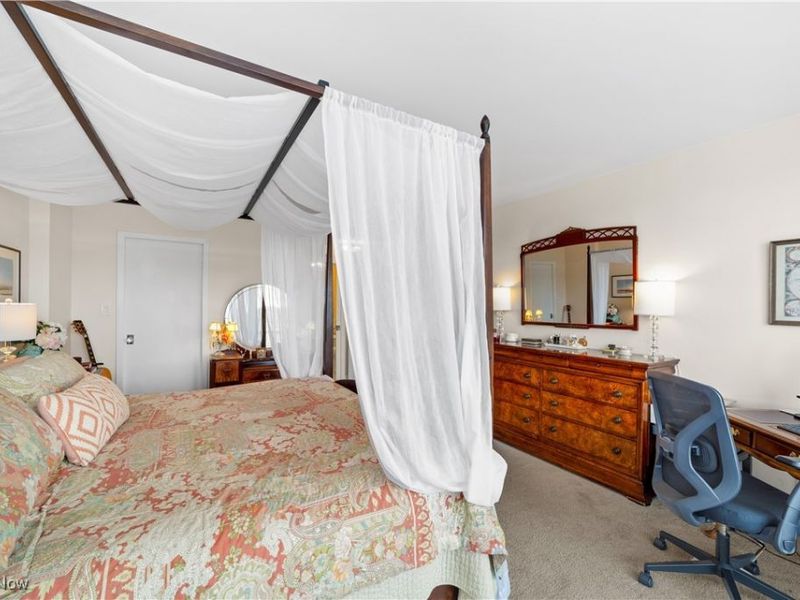 1 Bratenahl Place, Unit 605, Bratenahl, OH 44108 Photo 29