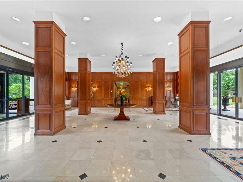 1 Bratenahl Place, Unit 605, Bratenahl, OH 44108 Photo 30