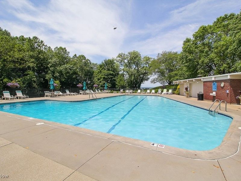 1 Bratenahl Place, Unit 605, Bratenahl, OH 44108 Photo 34