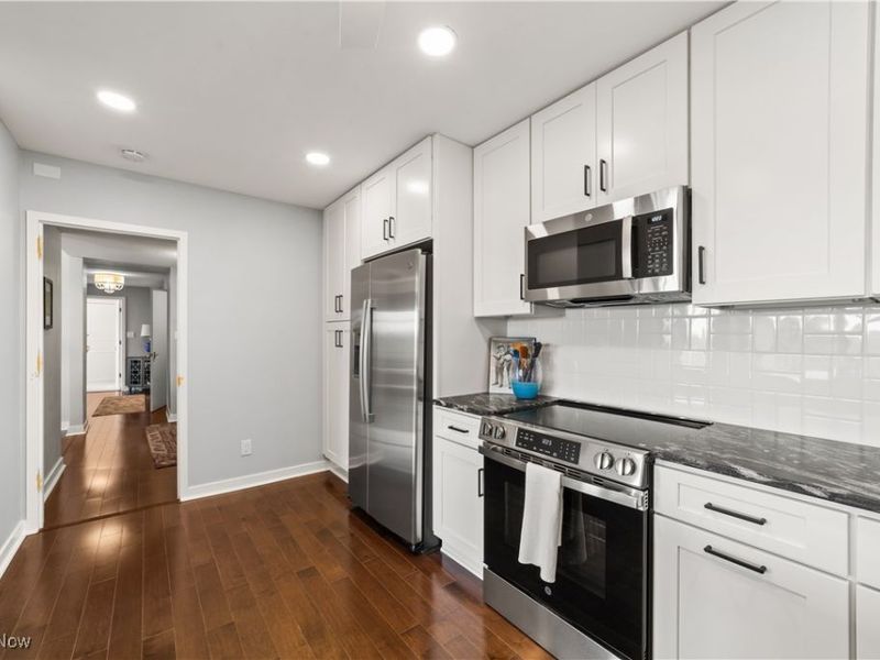 1 Bratenahl Place, Unit 605, Bratenahl, OH 44108 Photo 7