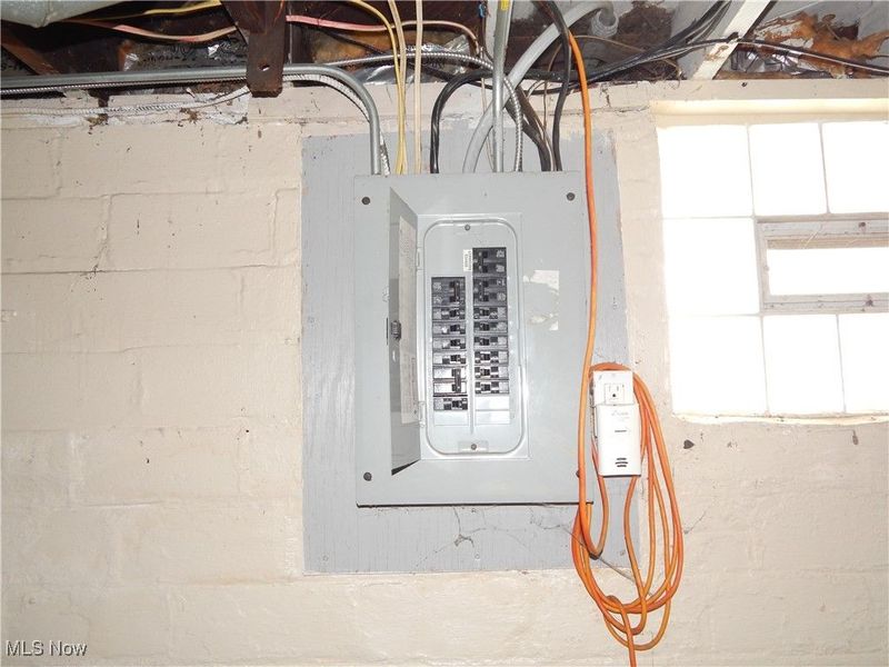 4690 E 90th Street, Cleveland, OH 44125 Photo 17