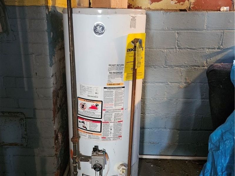 12414 Forest Grove Avenue, Cleveland, OH 44108 Photo 10