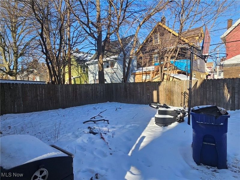 9005 Columbia Avenue, Cleveland, OH 44108 Photo 15