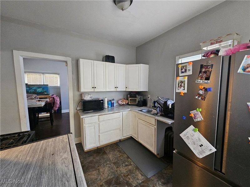 9005 Columbia Avenue, Cleveland, OH 44108 Photo 6