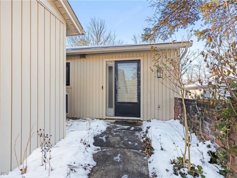 19341 Idlewood Trail, Strongsville, OH 44149 Photo 2