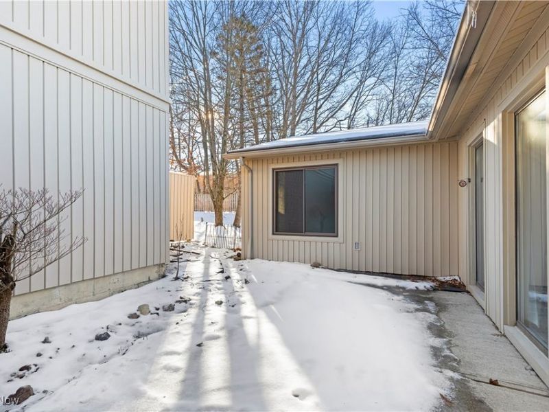 19341 Idlewood Trail, Strongsville, OH 44149 Photo 36