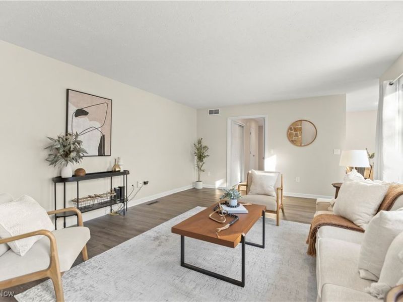 19341 Idlewood Trail, Strongsville, OH 44149 Photo 7