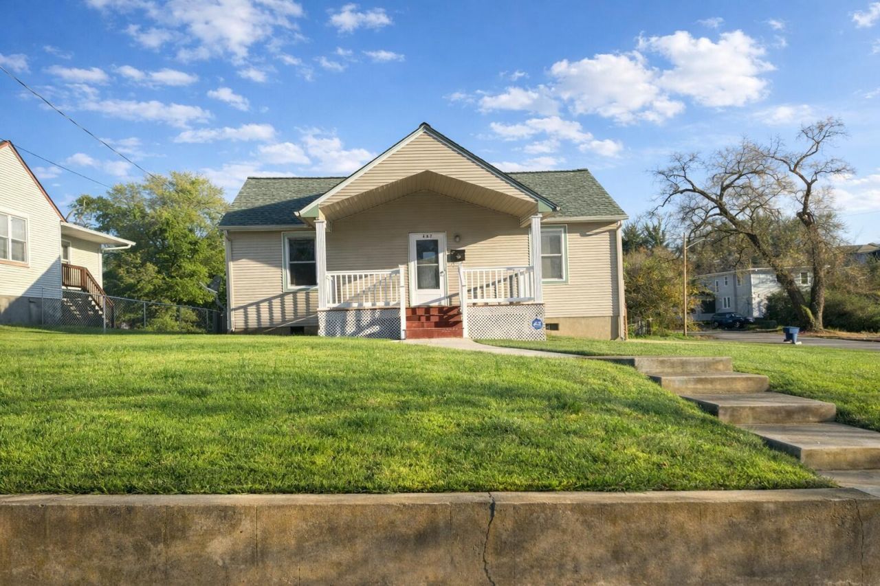 607 Loudon Ave Nw, Roanoke, VA 24016 Main Photo