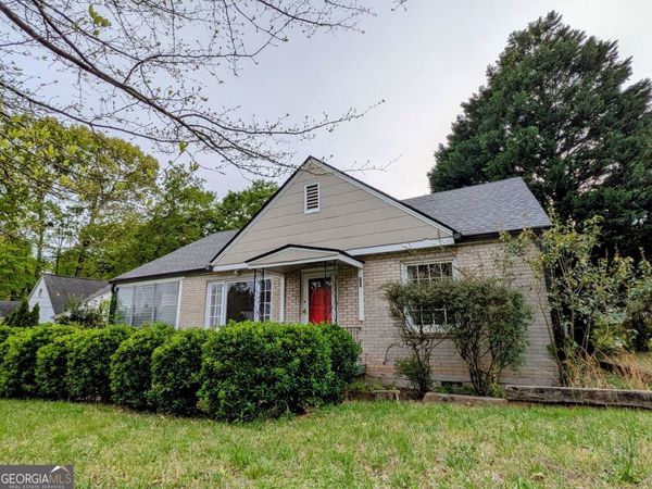 366 Lynnhaven Drive SW, Atlanta, GA 30310