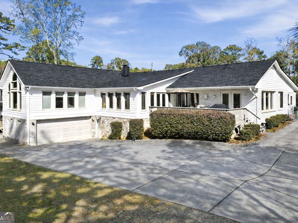 6558 Lanier Island Parkway, Buford, GA 30518