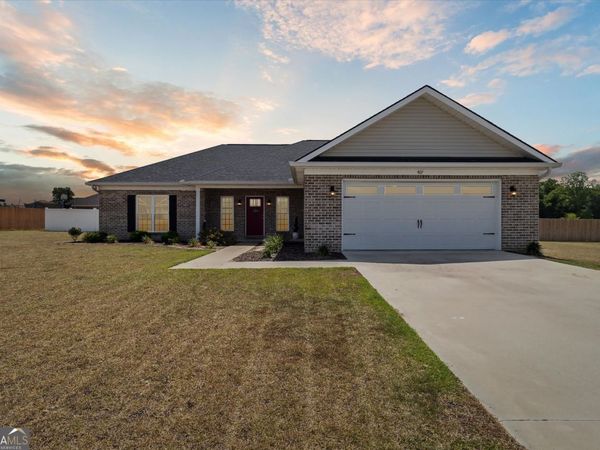 407 Autumn Avenue, Statesboro, GA 30458