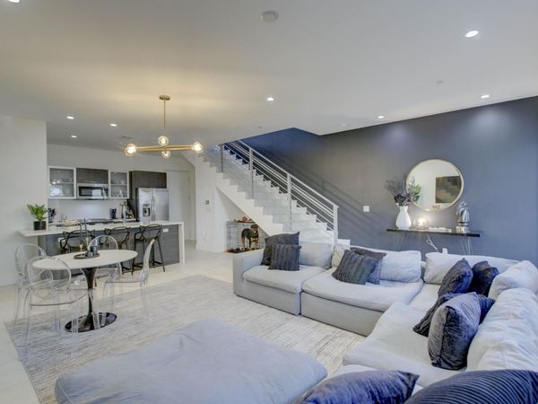 1045 NE 18th Avenue, Unit 106, Fort Lauderdale, FL 33304