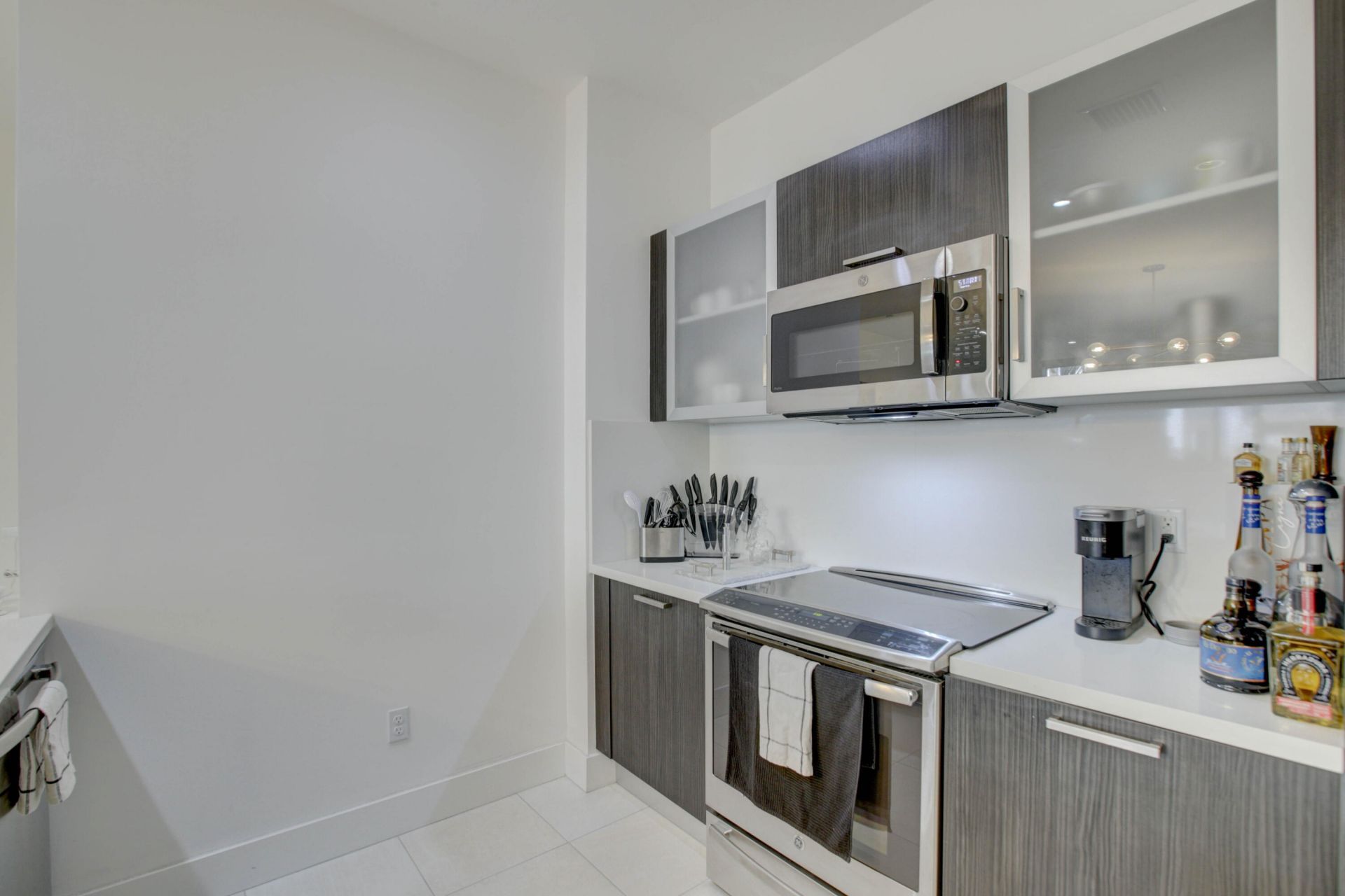 1045 NE 18th Avenue, Unit 106, Fort Lauderdale, FL 33304 Photo