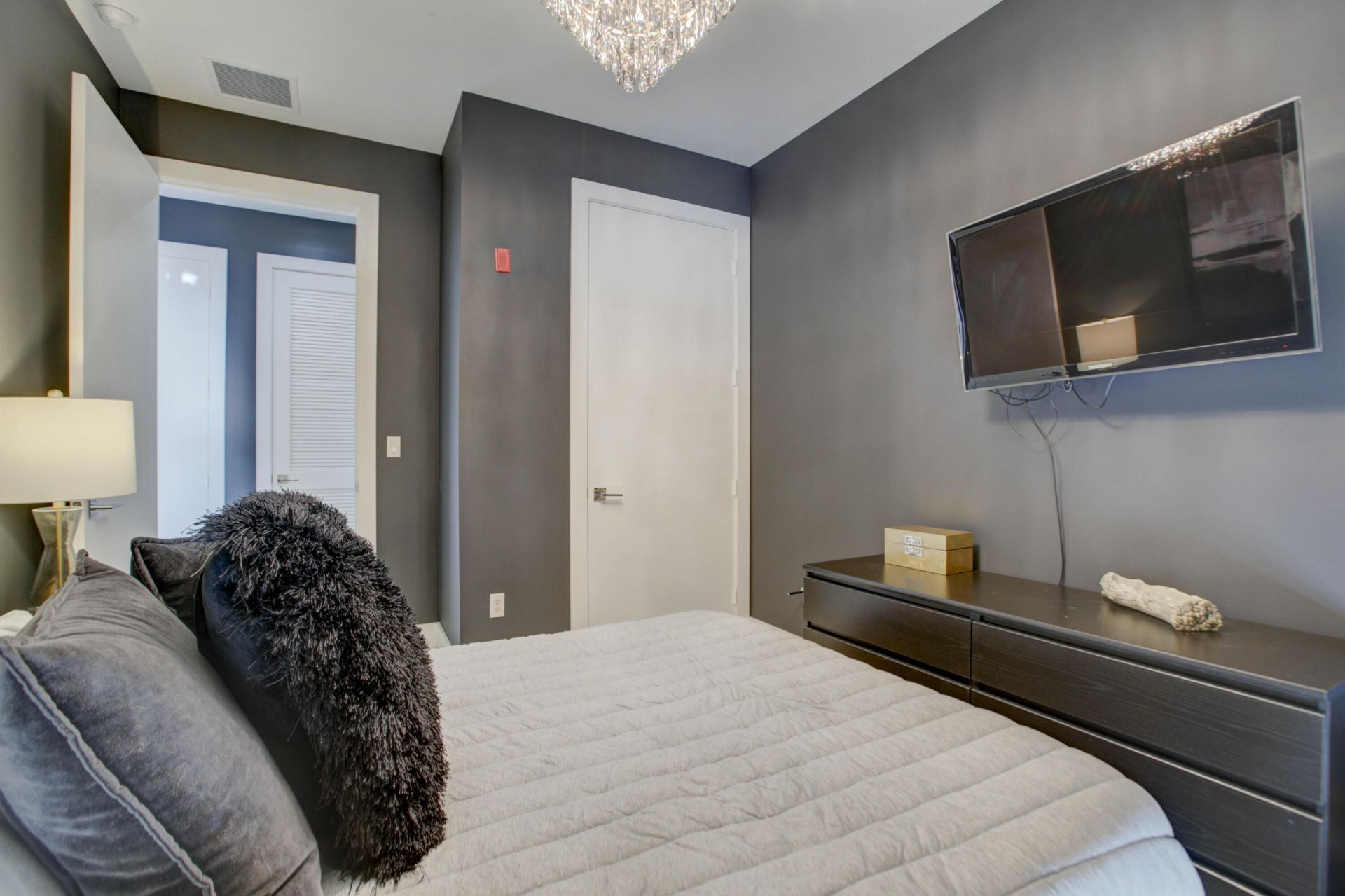 1045 NE 18th Avenue, Unit 106, Fort Lauderdale, FL 33304 Photo