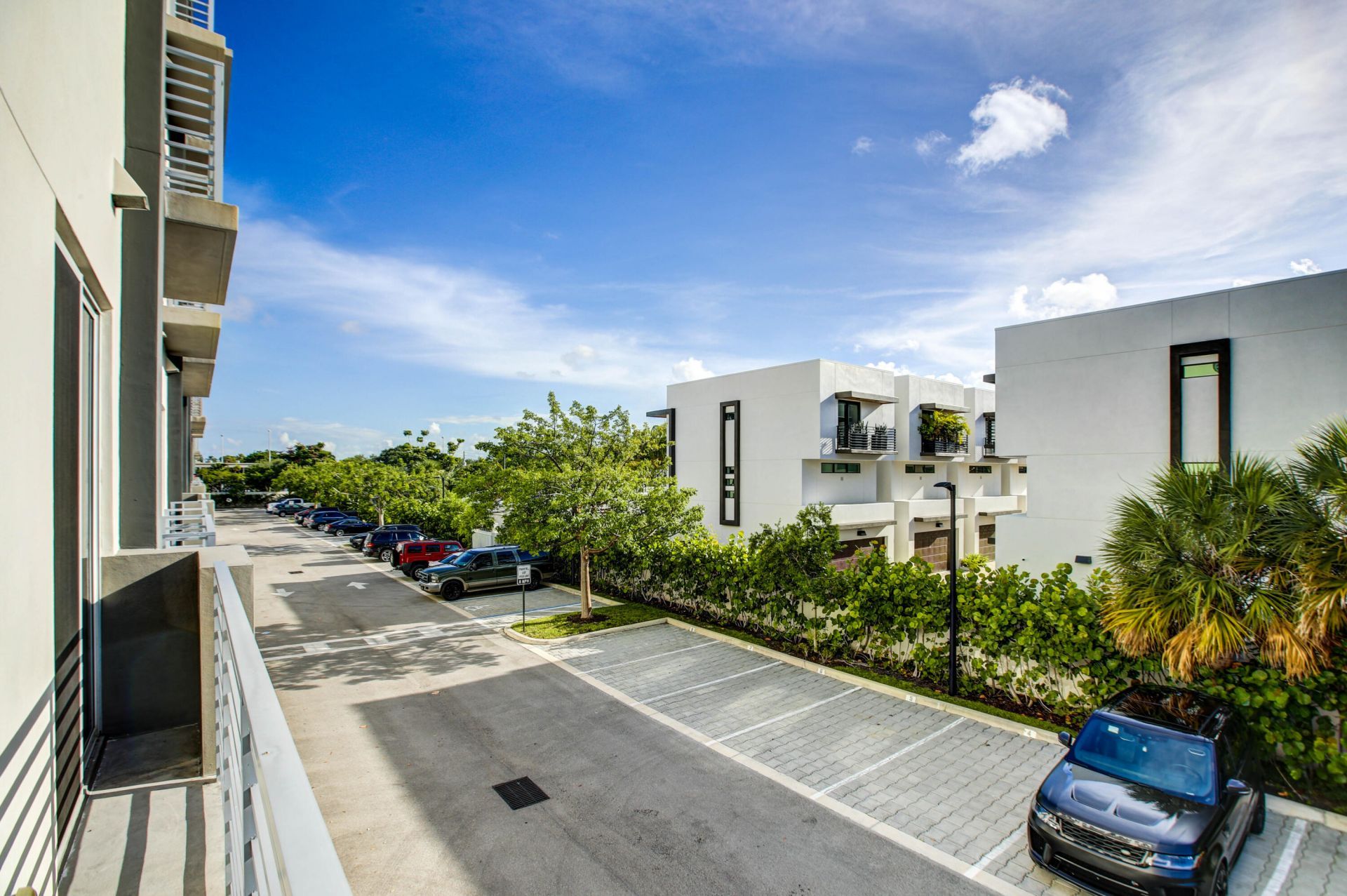 1045 NE 18th Avenue, Unit 106, Fort Lauderdale, FL 33304 Photo