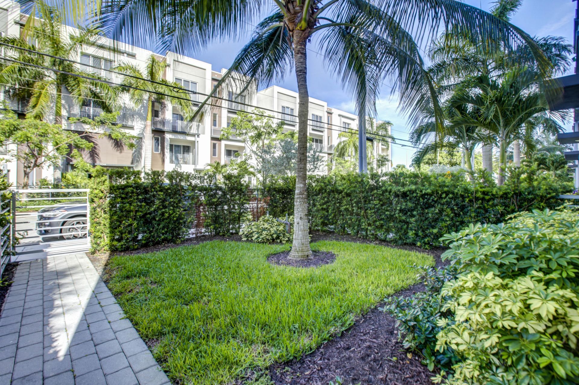 1045 NE 18th Avenue, Unit 106, Fort Lauderdale, FL 33304 Photo