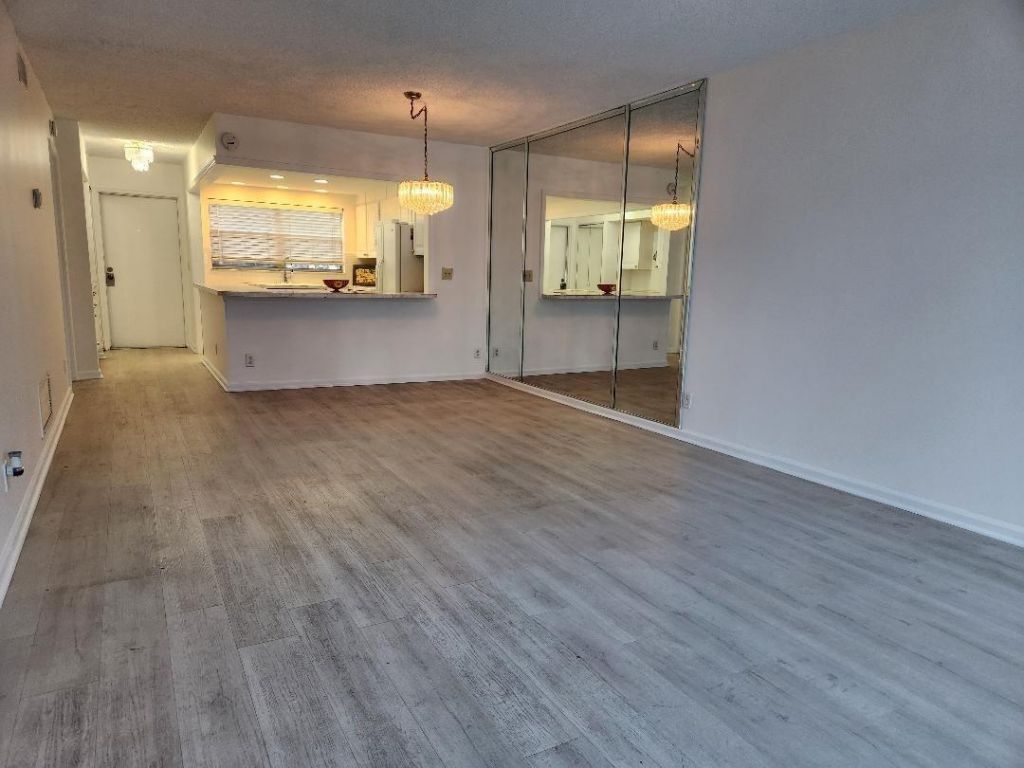 2000 S Federal Highway, Unit 106, Boynton Beach, FL 33435 Photo