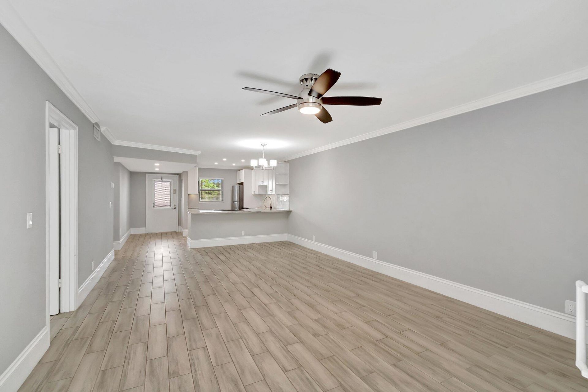 2900 Fiore Way, Unit 203, Delray Beach, FL 33445 Photo