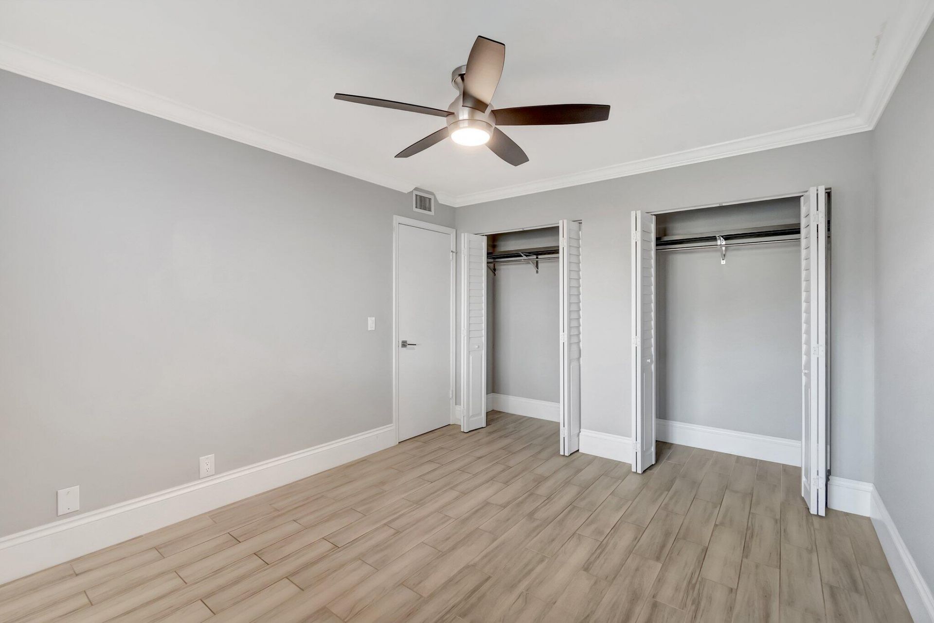 2900 Fiore Way, Unit 203, Delray Beach, FL 33445 Photo