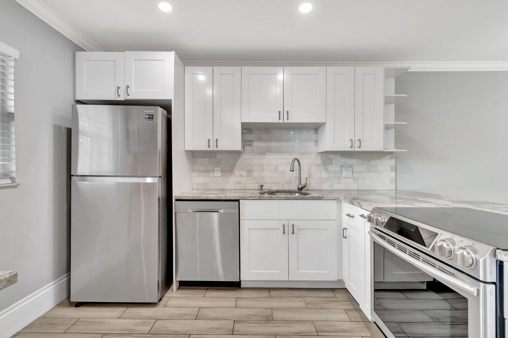 2900 Fiore Way, Unit 203, Delray Beach, FL 33445 Photo