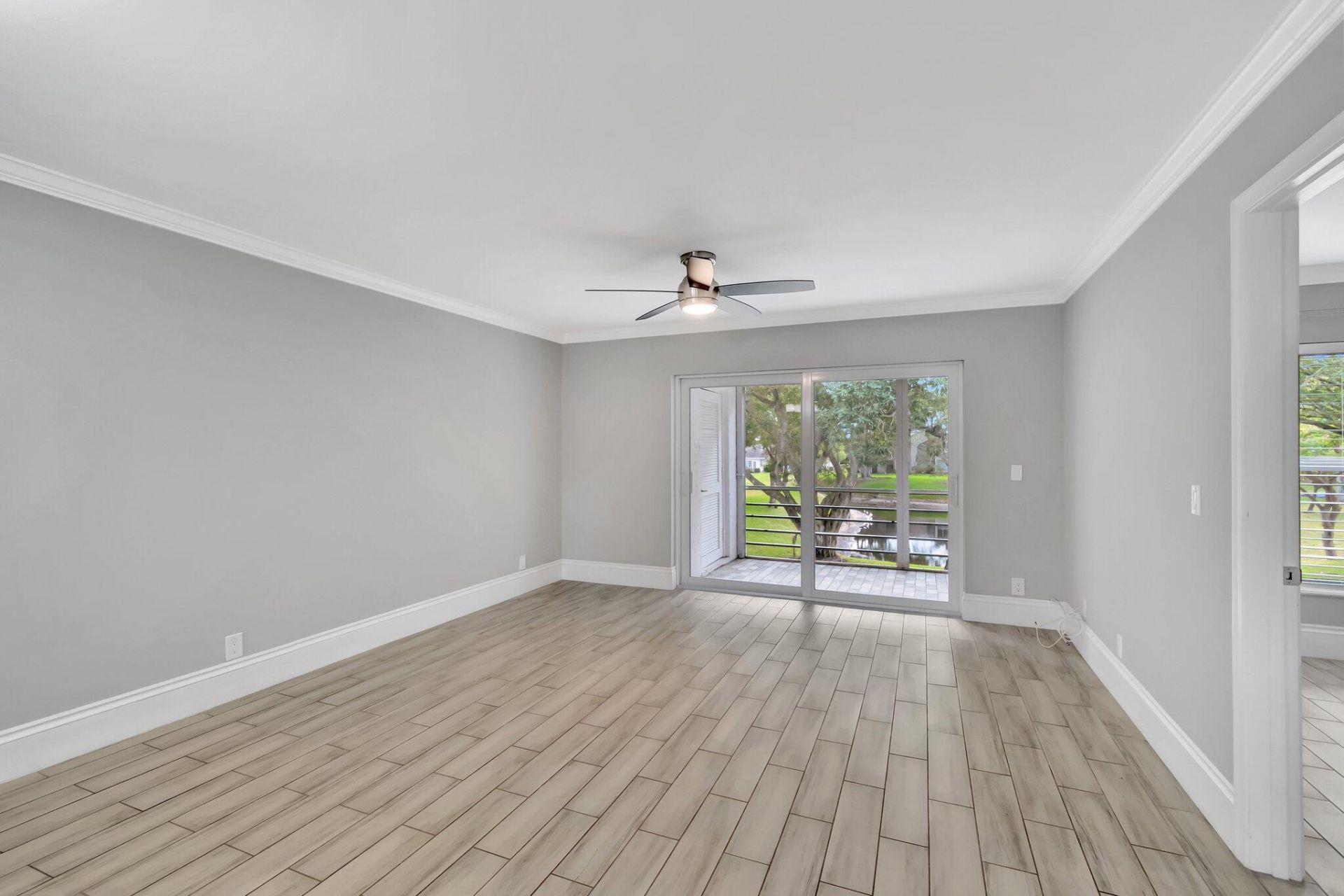 2900 Fiore Way, Unit 203, Delray Beach, FL 33445 Photo