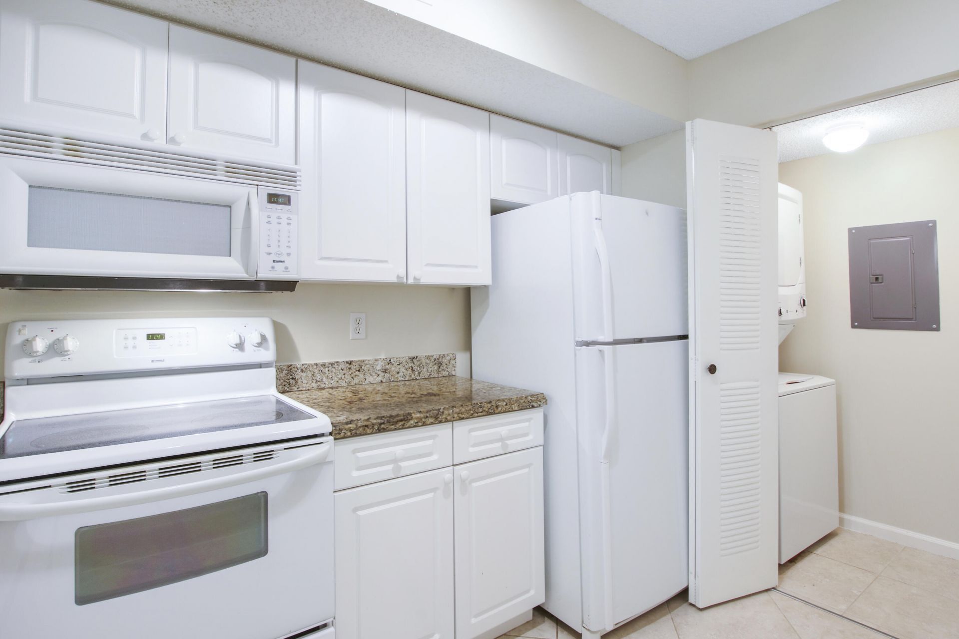 284 Village Boulevard, Unit 9112, Tequesta, FL 33469 Photo