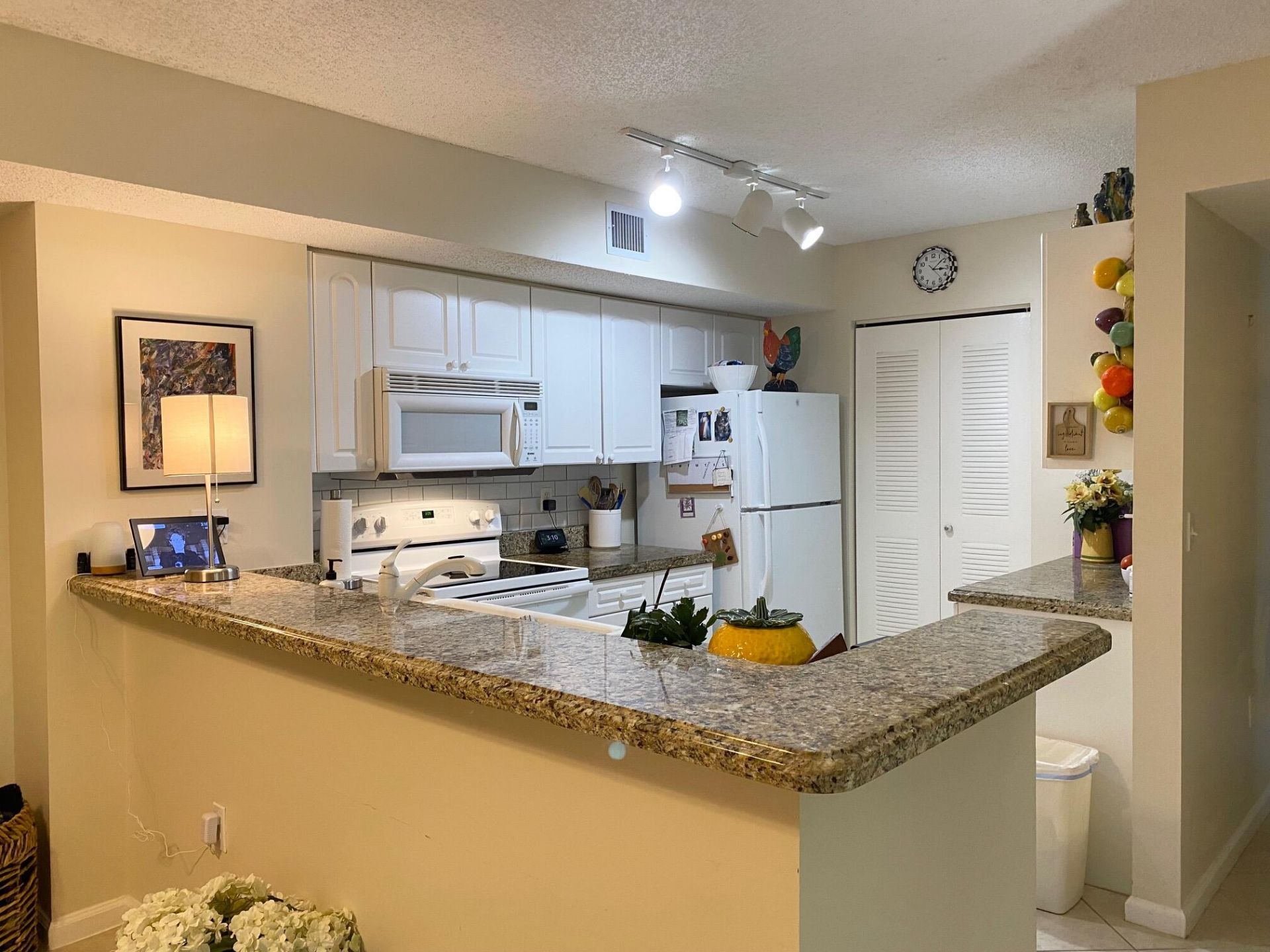 284 Village Boulevard, Unit 9112, Tequesta, FL 33469 Photo