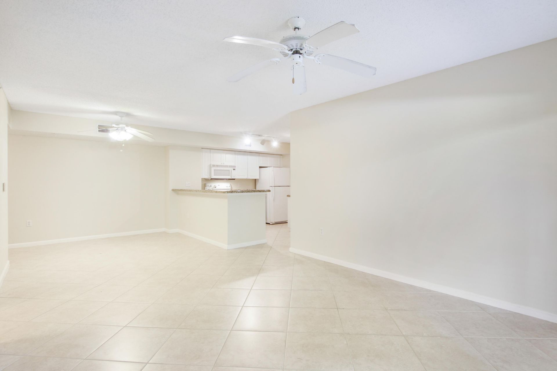 284 Village Boulevard, Unit 9112, Tequesta, FL 33469 Photo