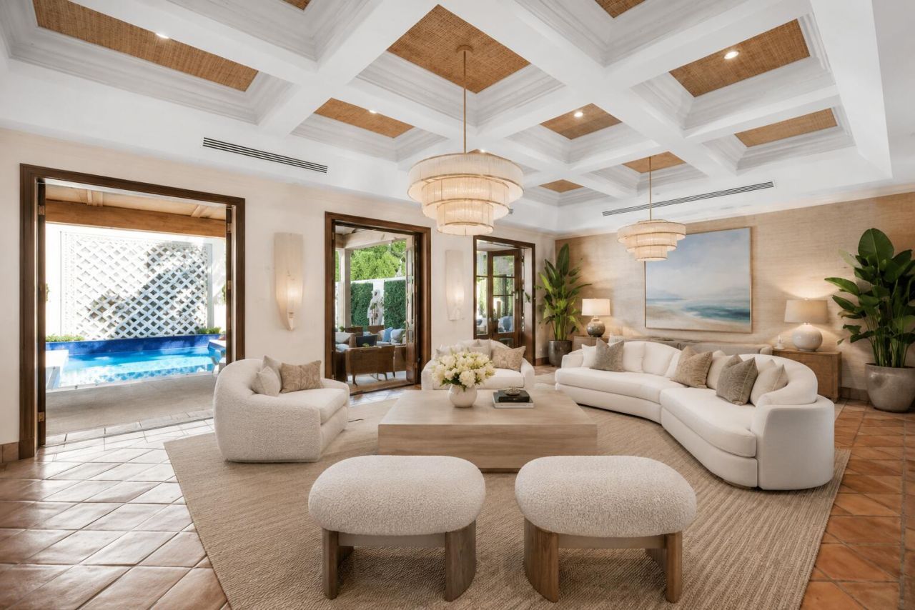 245 Brazilian Avenue, Palm Beach, FL 33480 Photo
